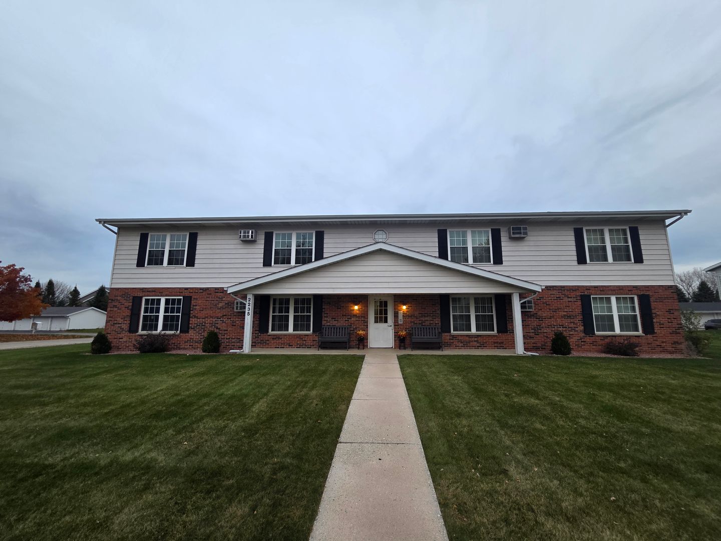 West Bend Apartment: 2235 Sylvan Way
