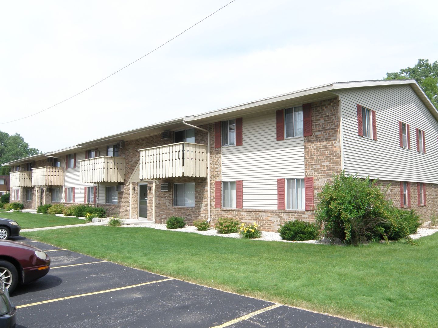 Appleton Apartment: 2410 Wilson Ct