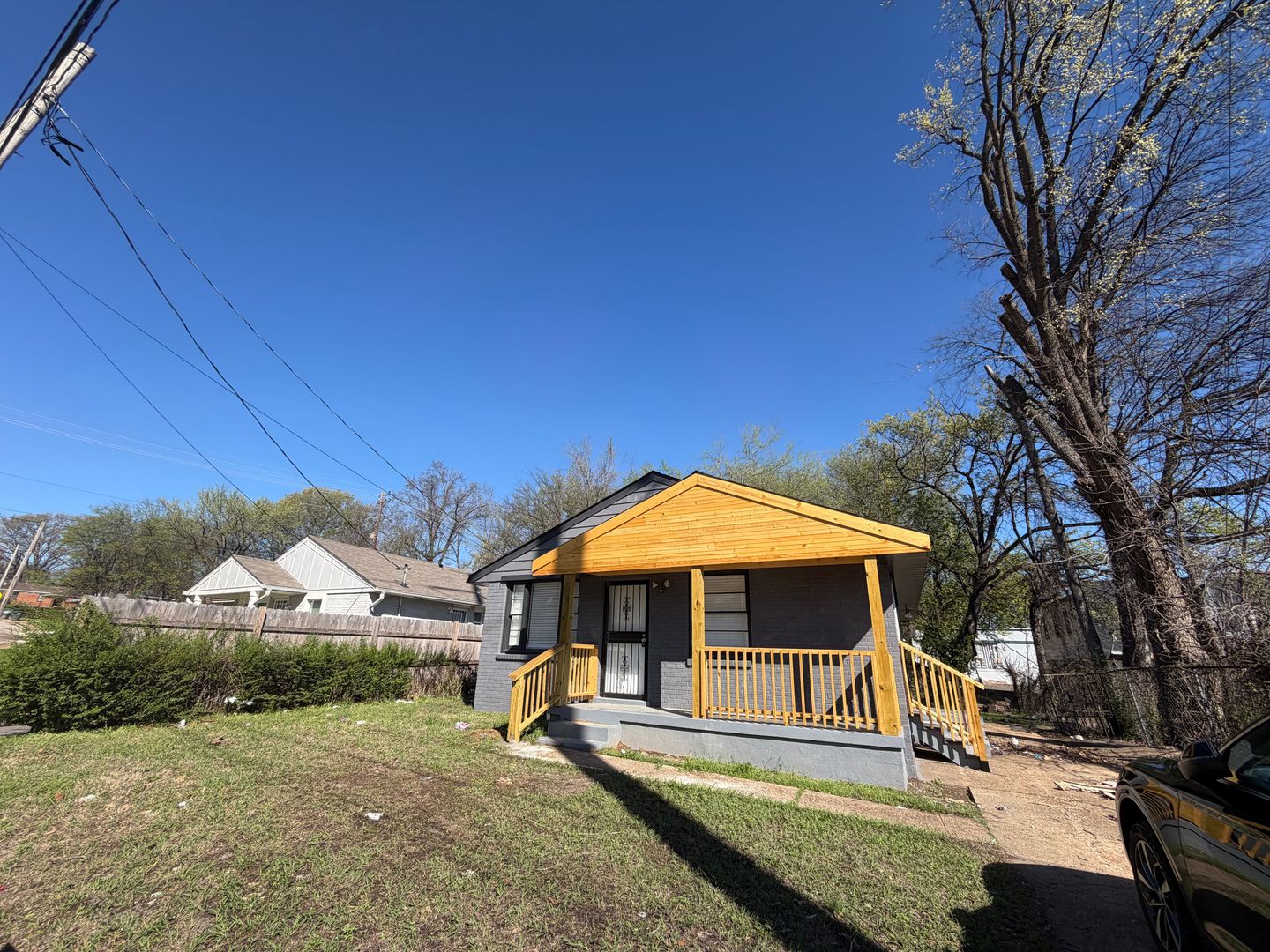 Memphis House: 2982 Hale Ave