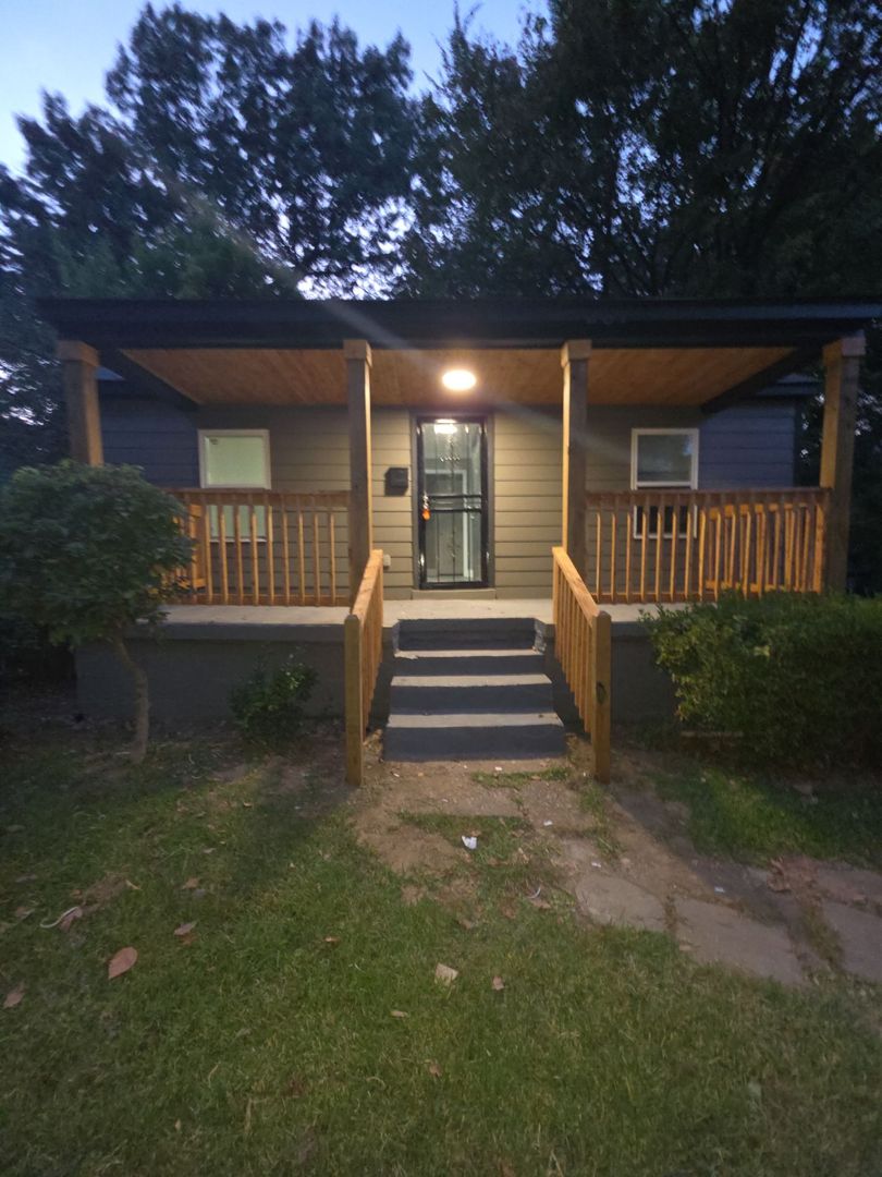 Memphis House: 287 Harrell St