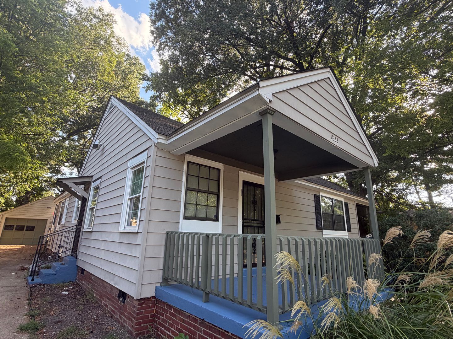 1833 Walker Ave 2 of 12
