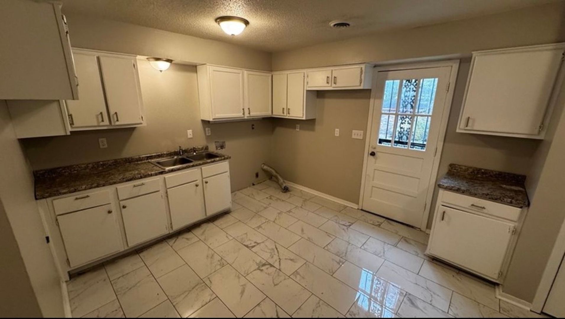 4264 Double Tree 3 of 7