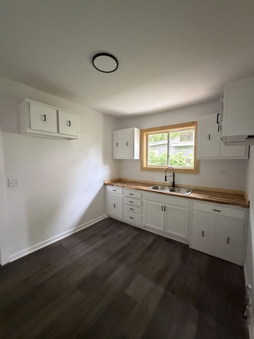 2577 Selman Ave 5 of 7