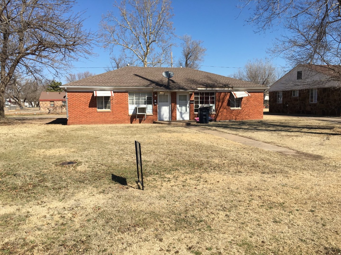 Enid Apartment: 1324 W Rupe