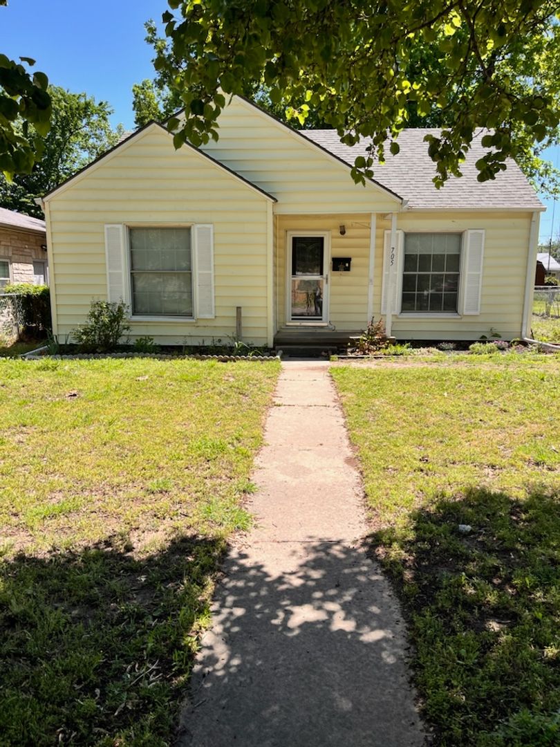 Enid House: 705 W Indiana