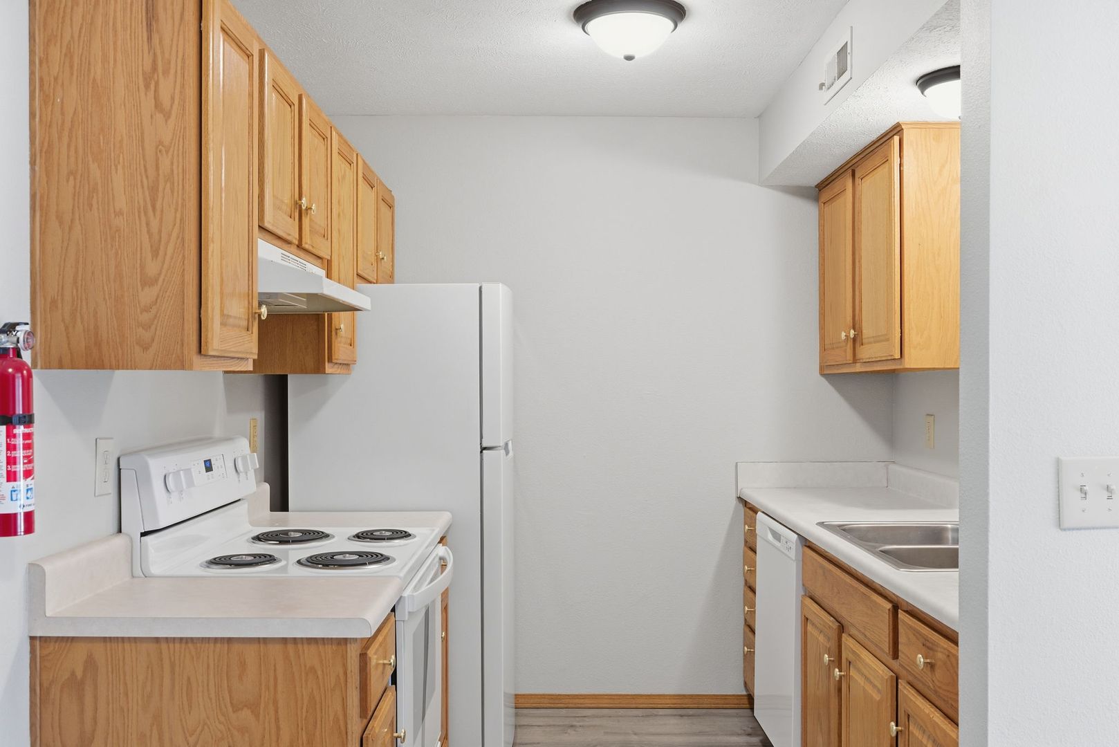 Springfield Apartment: 2835-2839 S. Nettleton Avenue