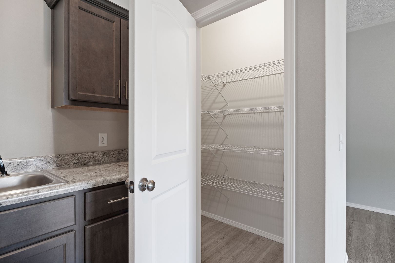Republic House: 1357 S Normandy Ave