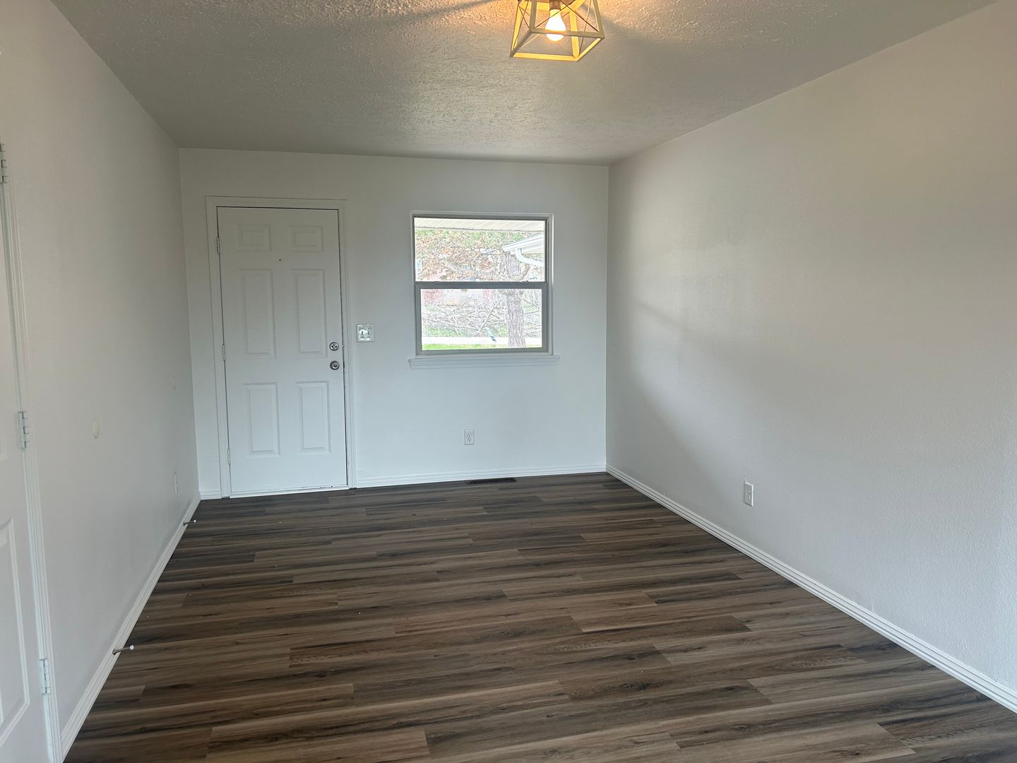 107 Maple St. 2 of 12