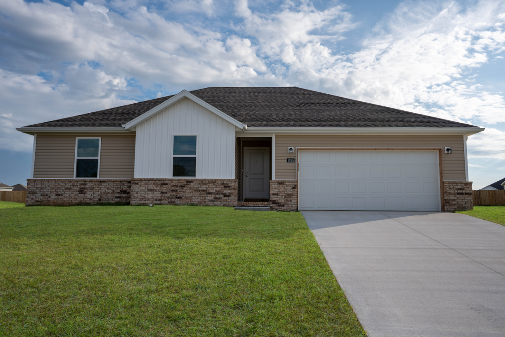 Bolivar House: 2065 S Durango Dr