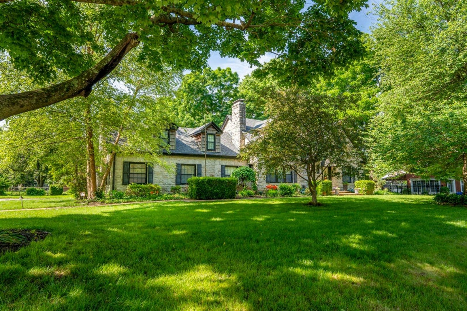 Springfield House: 918 E. Portland