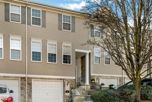 3 Bedroom Townhome – 487 Fort Hill Circle, Fort Washington, PA 19034