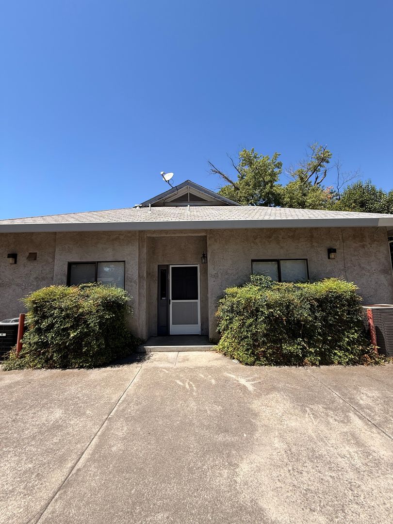 Chico Apartment: 165 Rio Lindo Ave #130