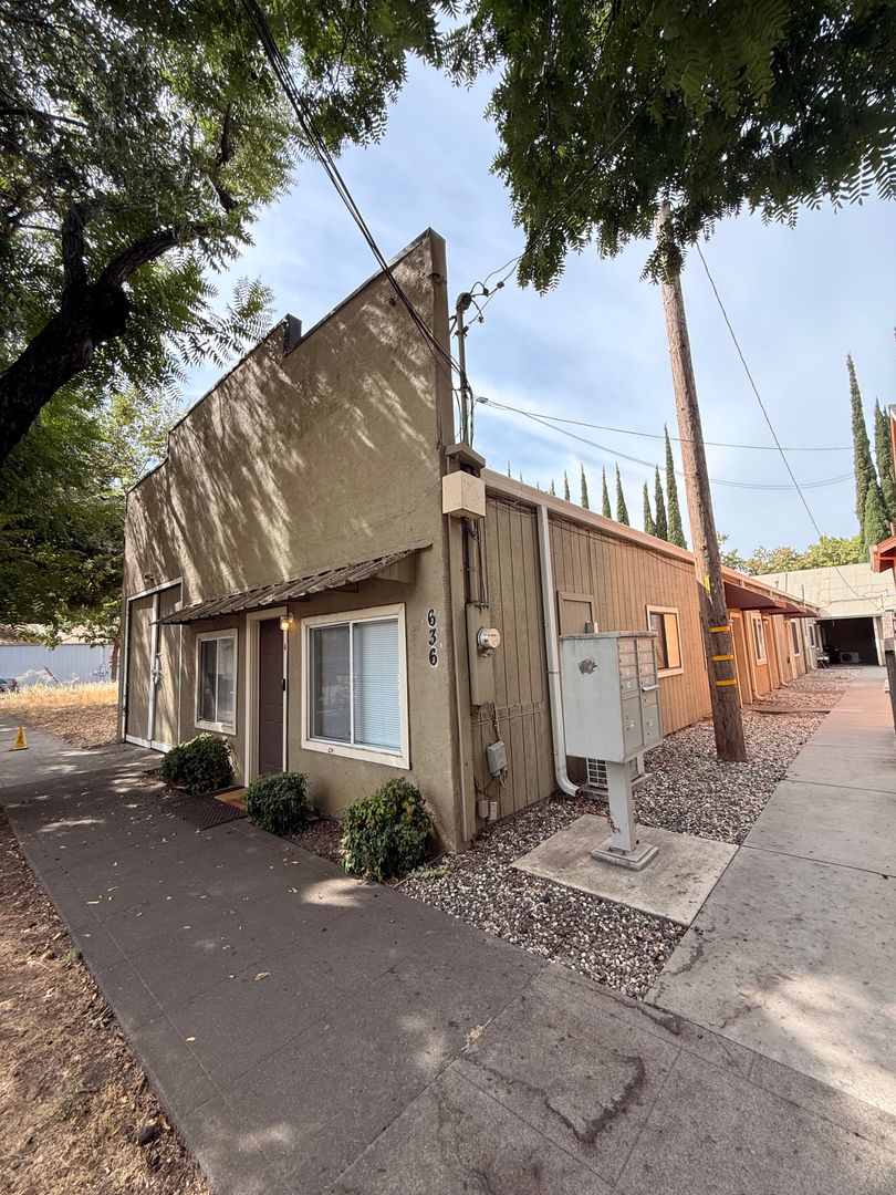 Chico Apartment: 636 Cherry St. A-F