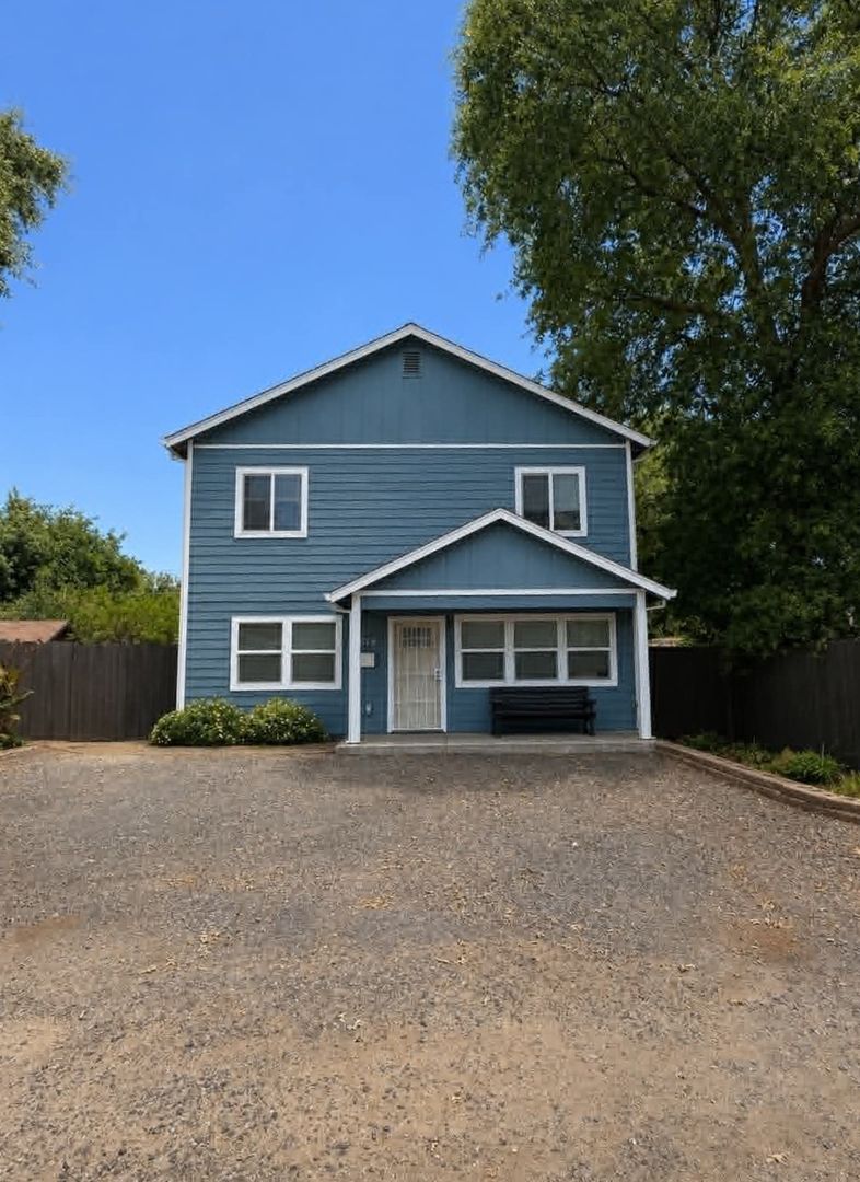 Chico House: 1321 Palm Ave.
