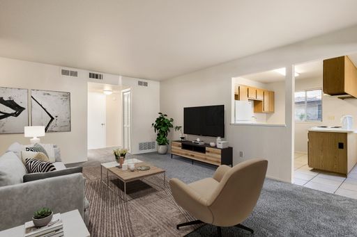 Fantastic 2 bedroom, 2 bathroom apartment available soon! – photo 1