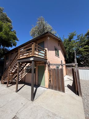 $1,000 off 1st month's rent! Spacious Downstairs 4 Bedroom with Private Patio – photo 1