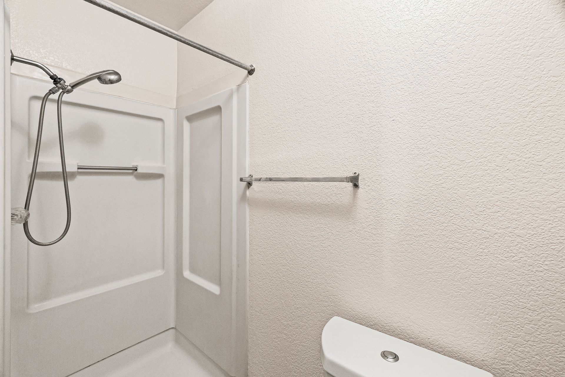Chico Apartment: 1263 N Cedar St