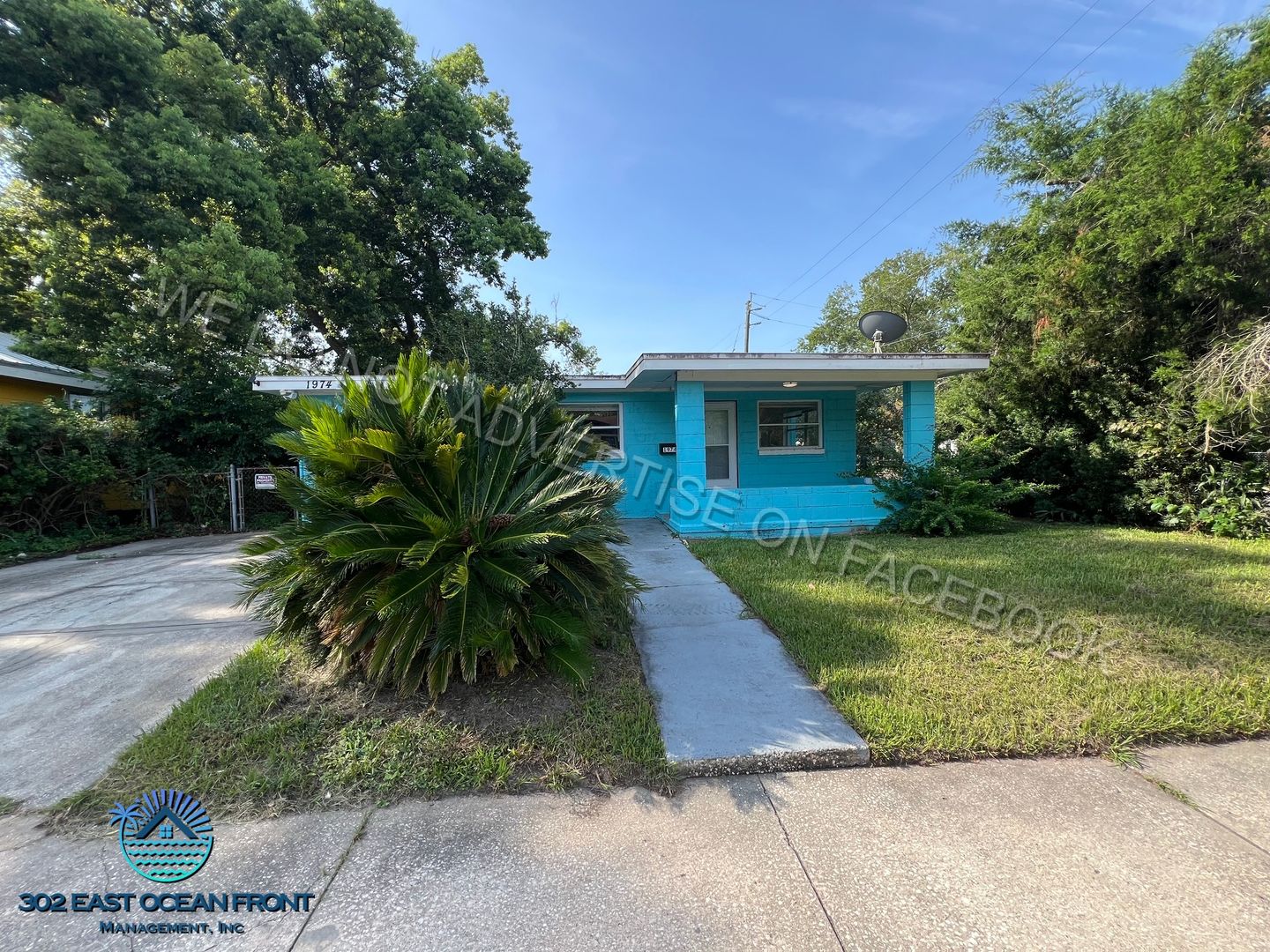 Jacksonville House: 1974 W 5th St