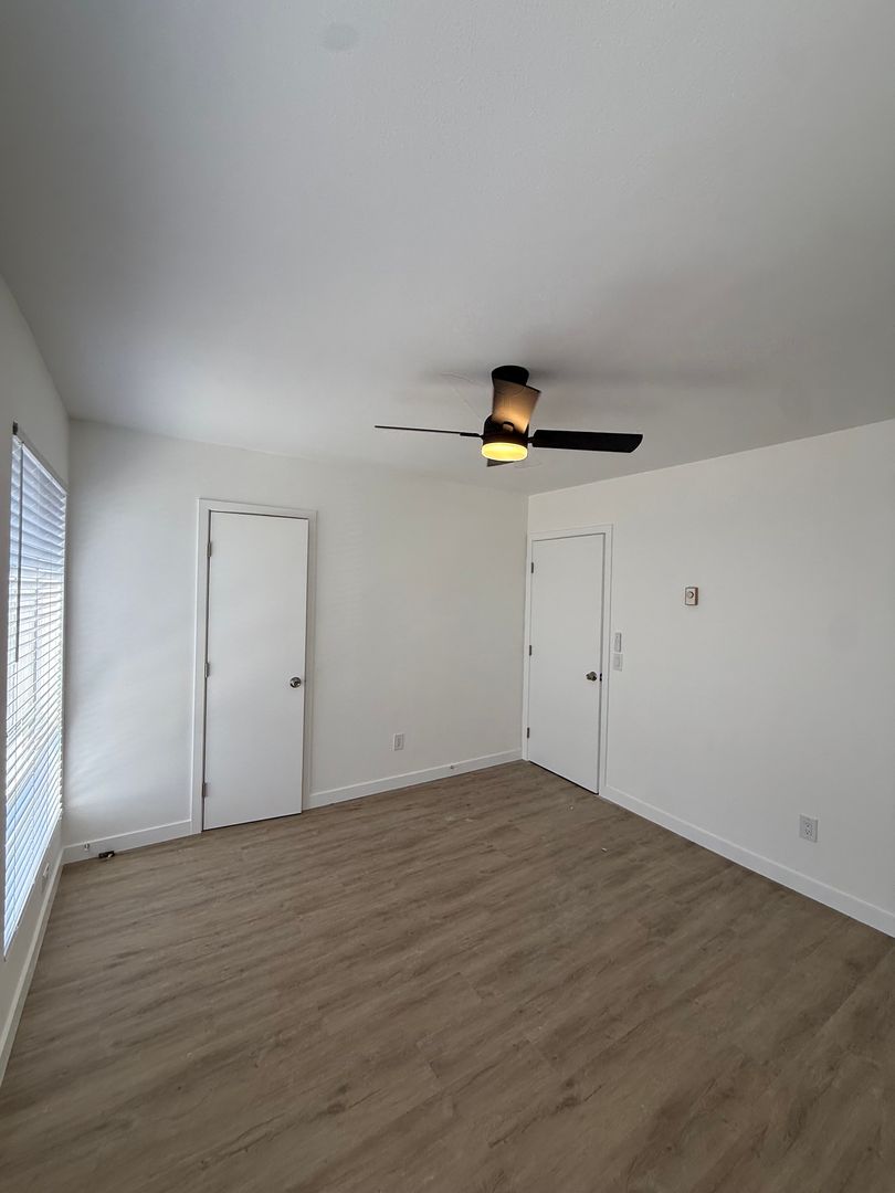 Los Angeles Apartment: 222 N. Avenue 66