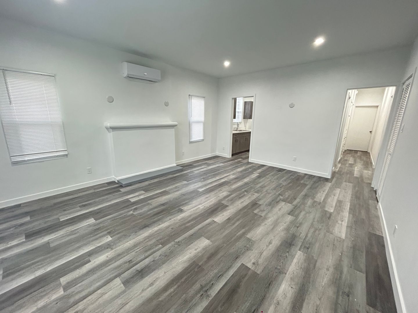 Los Angeles Apartment: 1941-1943 1/2 Bedford Ave.