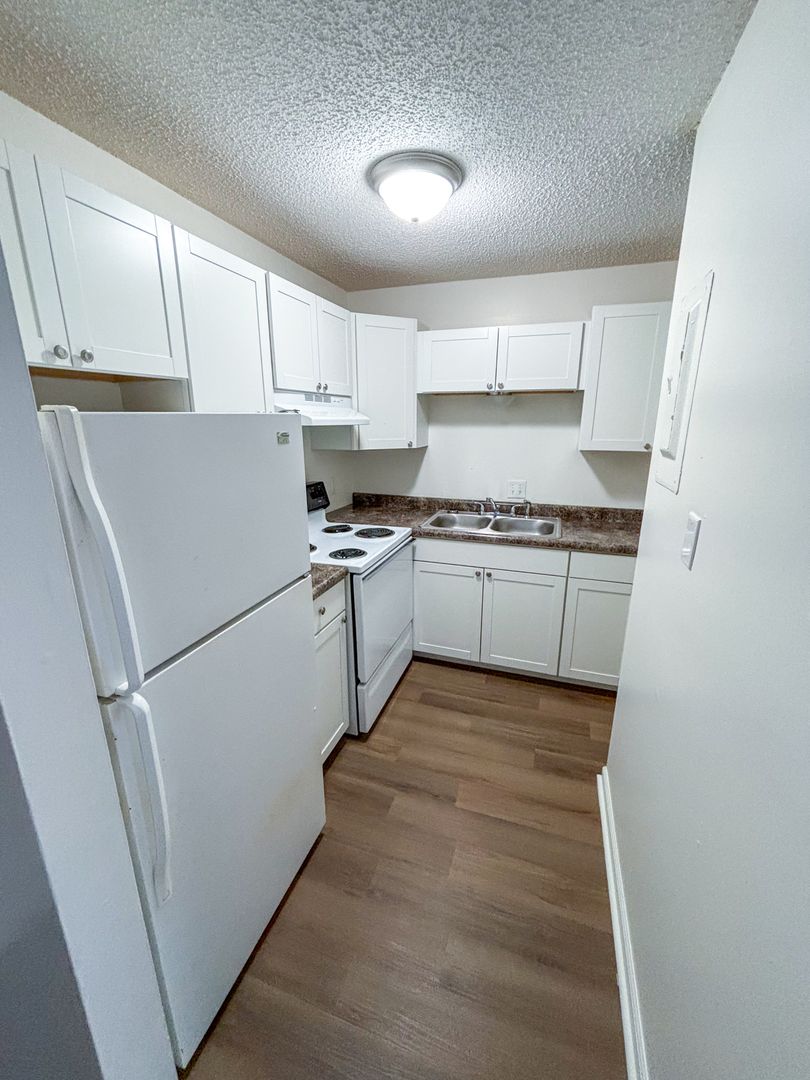 Topeka Apartment: 1111 SW Fillmore St