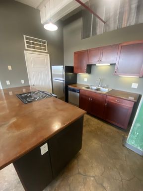 Coming Soon! 2 Bedroom 2 Bathroom Apartment – photo 1