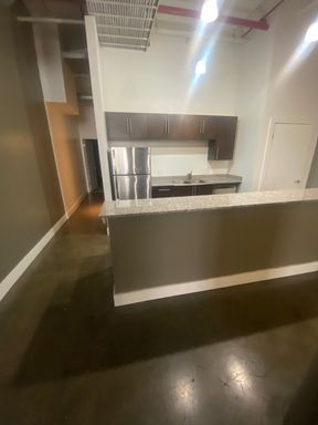 2 Bedroom 2 Bathroom Apartment Located on the First Floor – photo 1