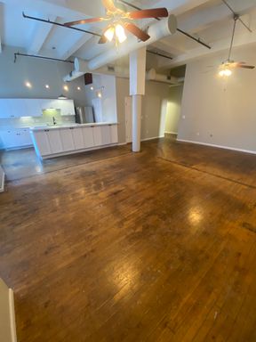 Preleasing for Novemeber 2026/ 2 Bedroom Apartment Downtown Saint Joseph MO – photo 1