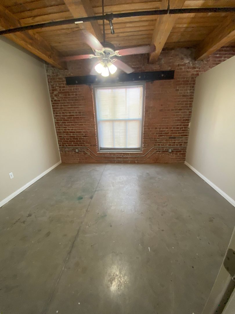 St Joseph Apartment: 415 N 3rd Street
