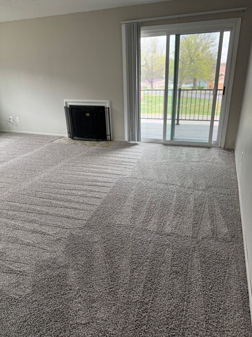 Topeka Apartment: 3441 SW Burlingame Road