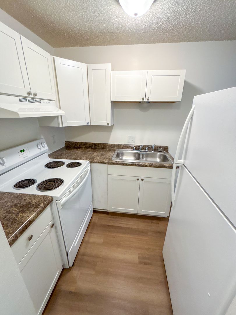 Topeka Apartment: 1111 SW Fillmore St