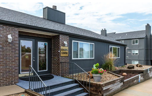 2 bedroom 2 Bath with Patio – photo 1