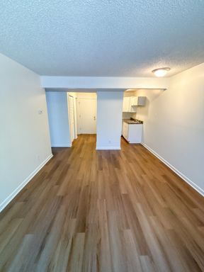 Renovated 1-Bedroom! – photo 1