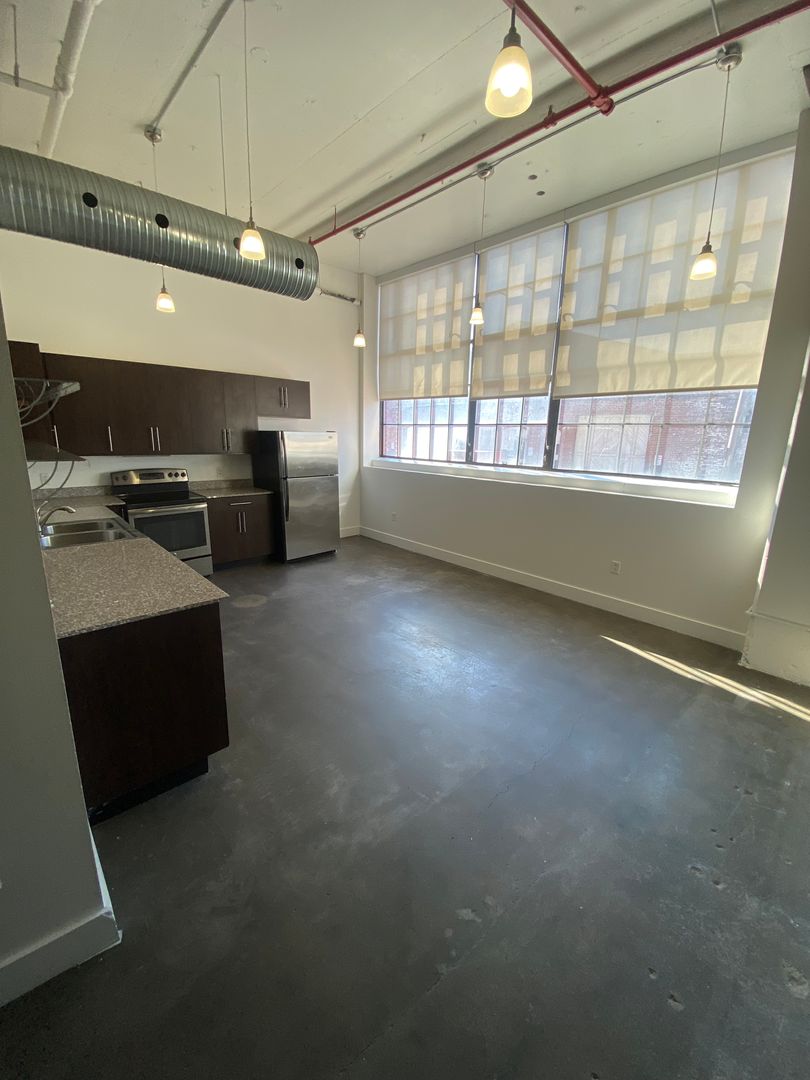 St Joseph Apartment: 1300 S. 11th Street