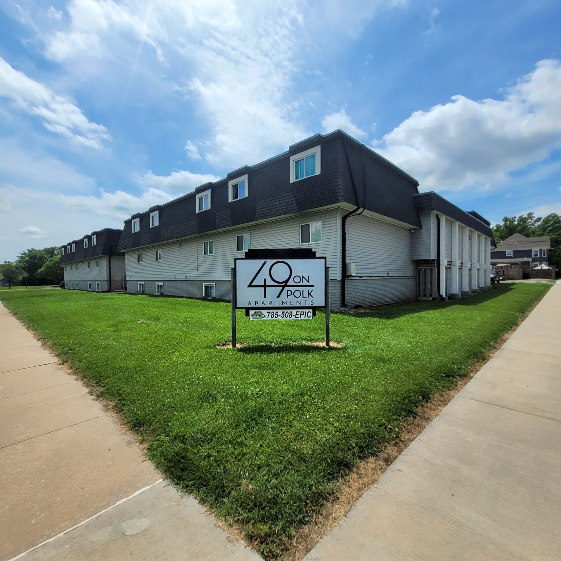 Topeka Apartment: 1205 SW Polk St