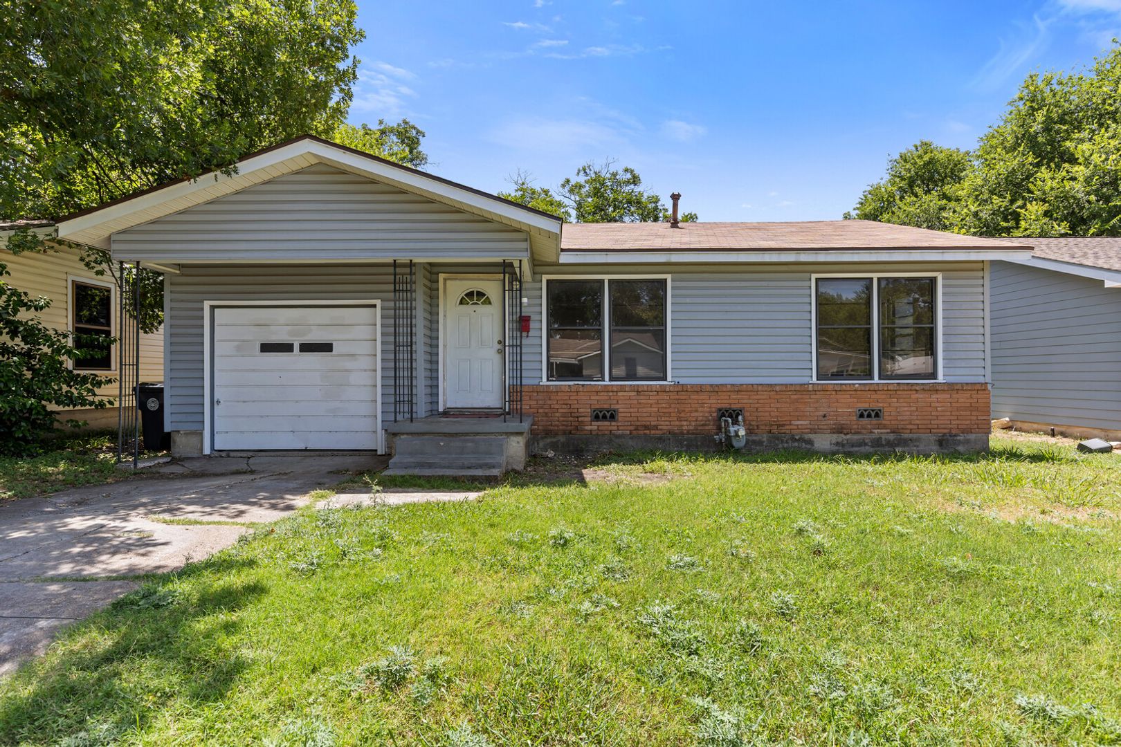 3 Bedroom For Lease