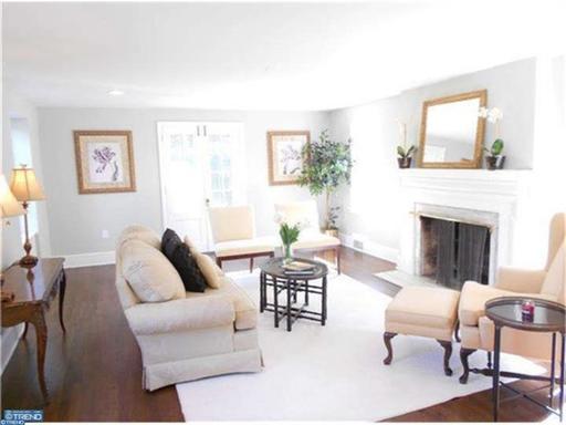 Beautifully Renovated Stone Colonial in Gladwyne - 4 Bed / 3.5 Bath