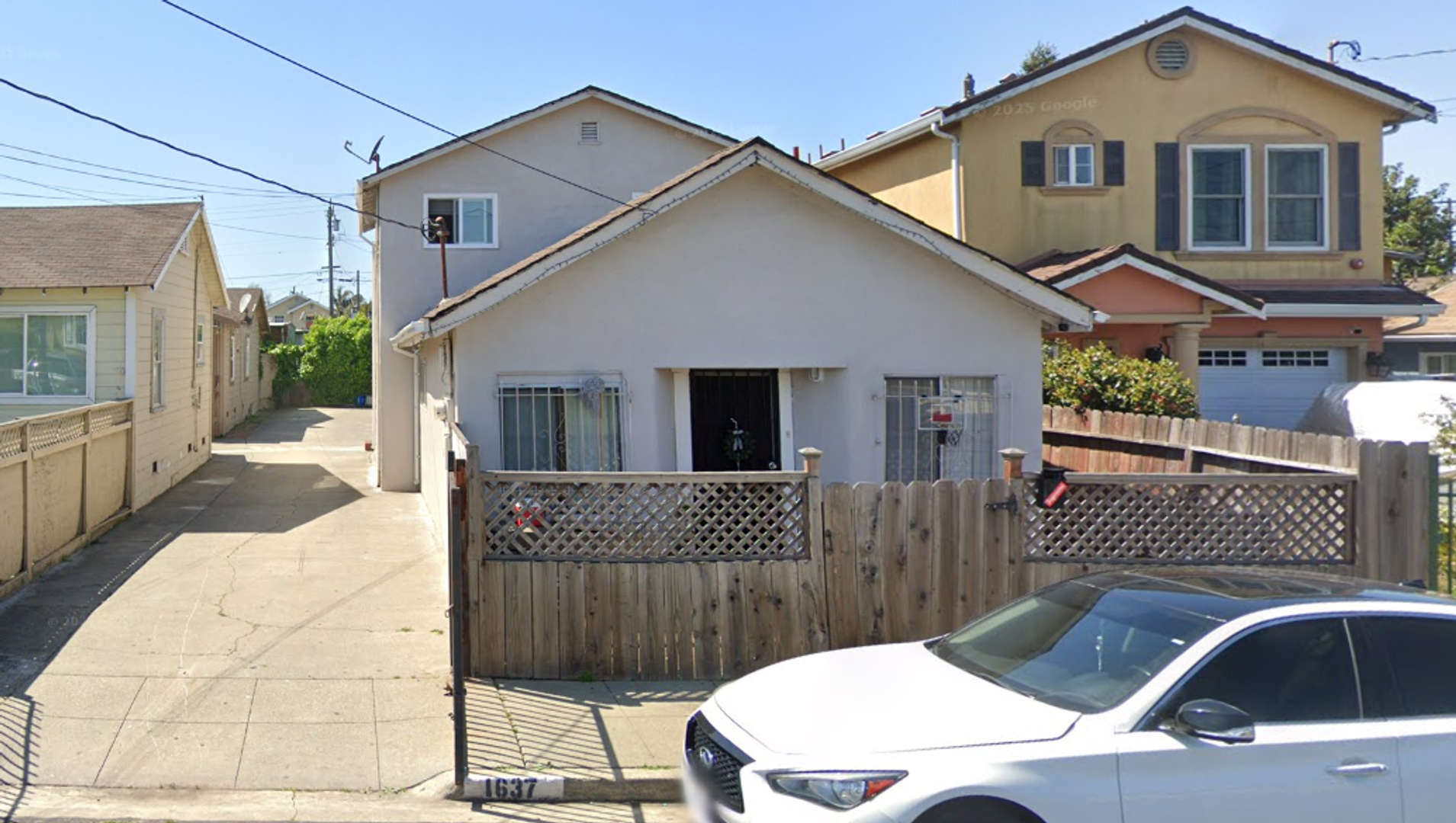 North Richmond Apartment: 1637 Truman St