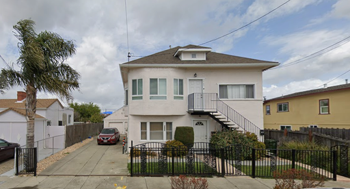 Completely Renovated 3 Bedroom Downstairs Unit! $2,650 – photo 1