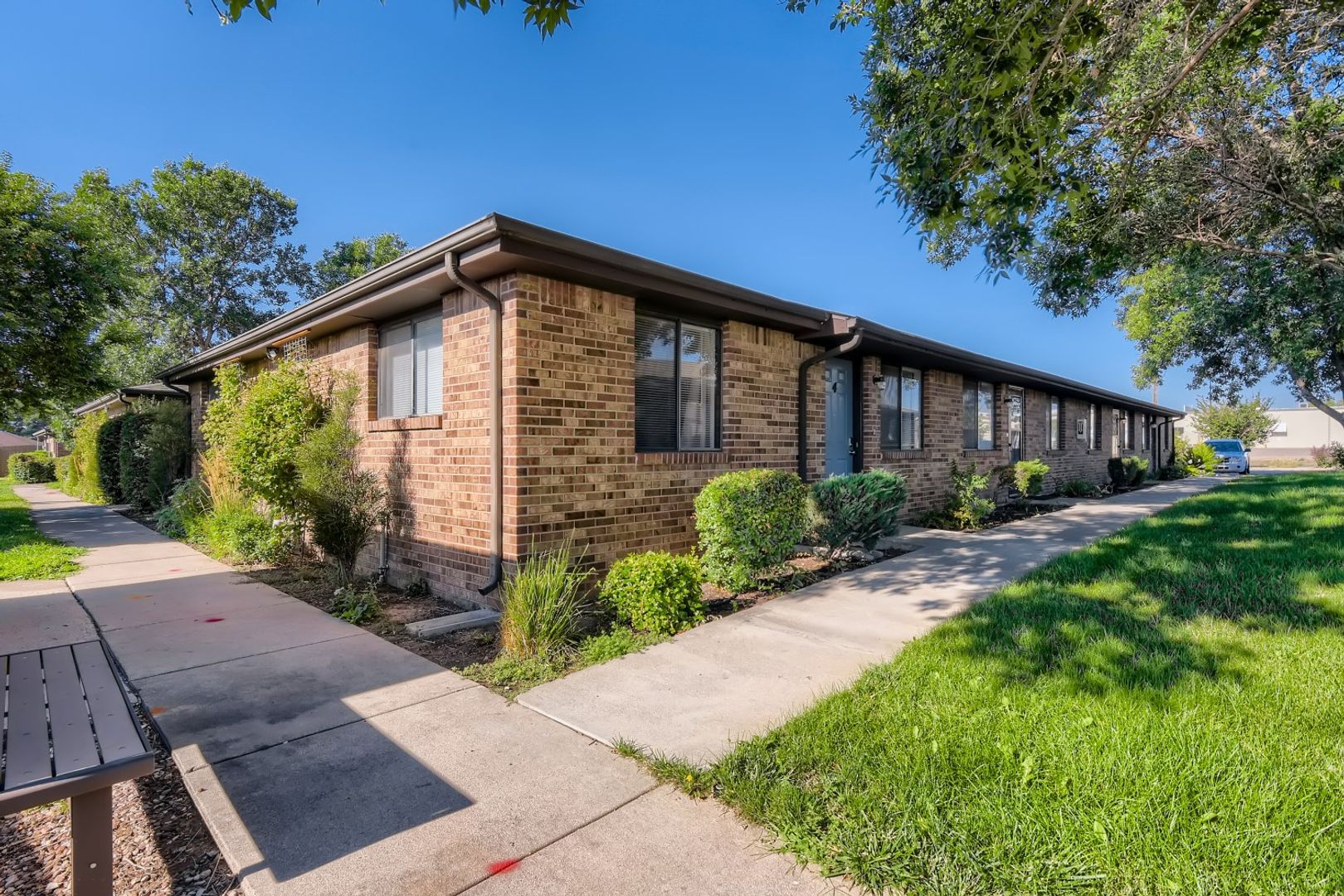 Greeley Apartment: 2550 9th Avenue