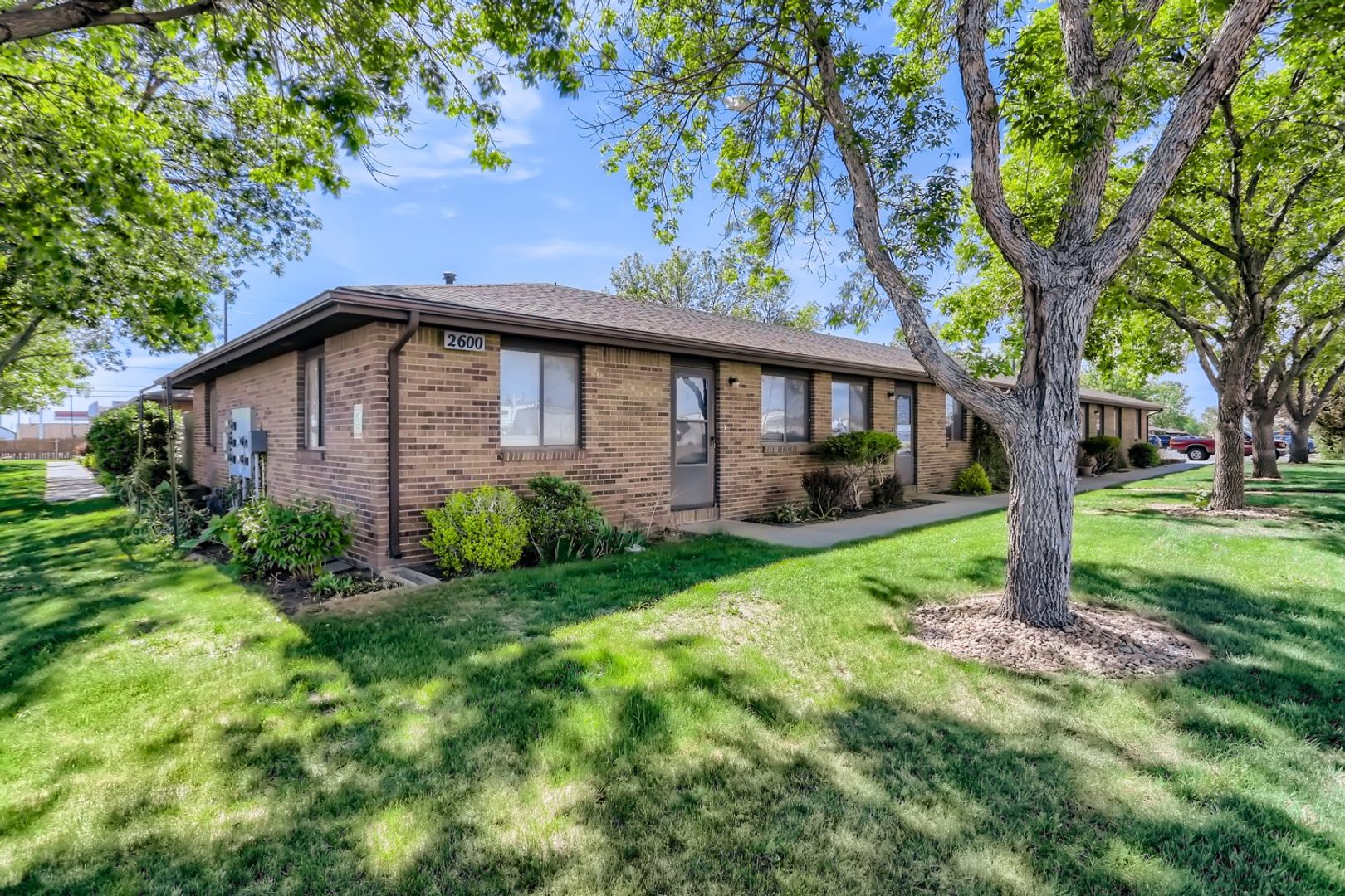 Greeley Apartment: 2550 9th Avenue