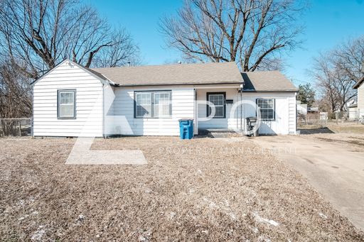 *New Listing* Cozy 3 Bedroom, 2 Bathroom Home for Rent in Tulsa, OK - 1418 N Delaware Ave – photo 1