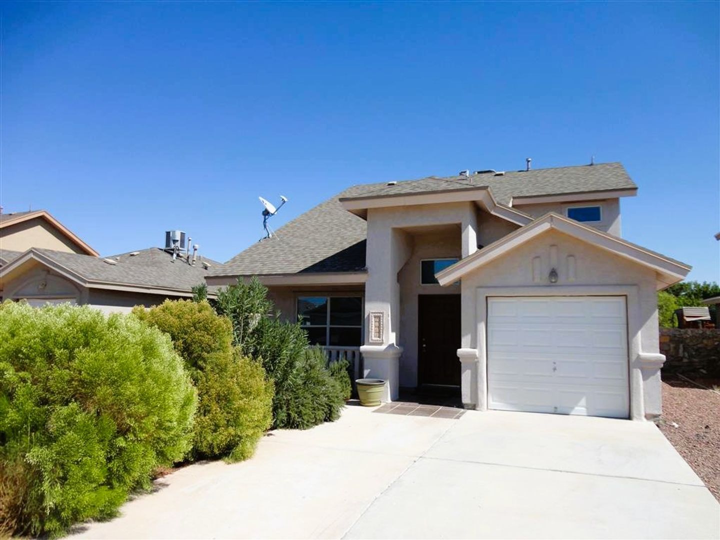 El Paso House: 4564 Joseph Rodriguez Dr