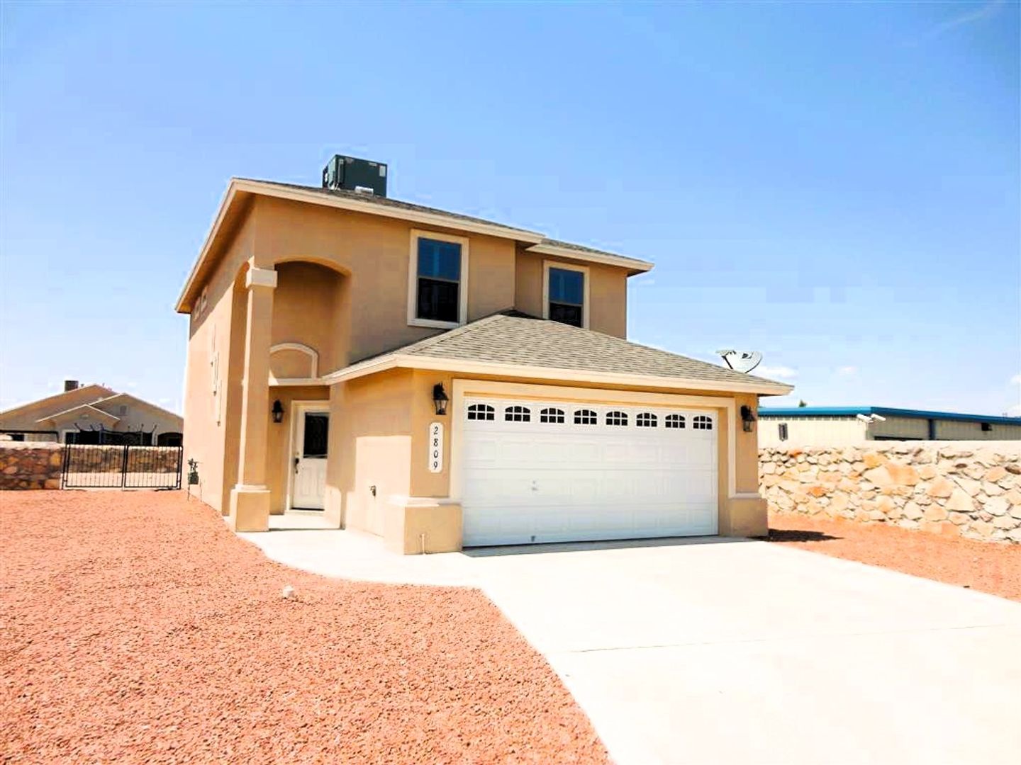 El Paso House: 2809 Tag Rock Pl