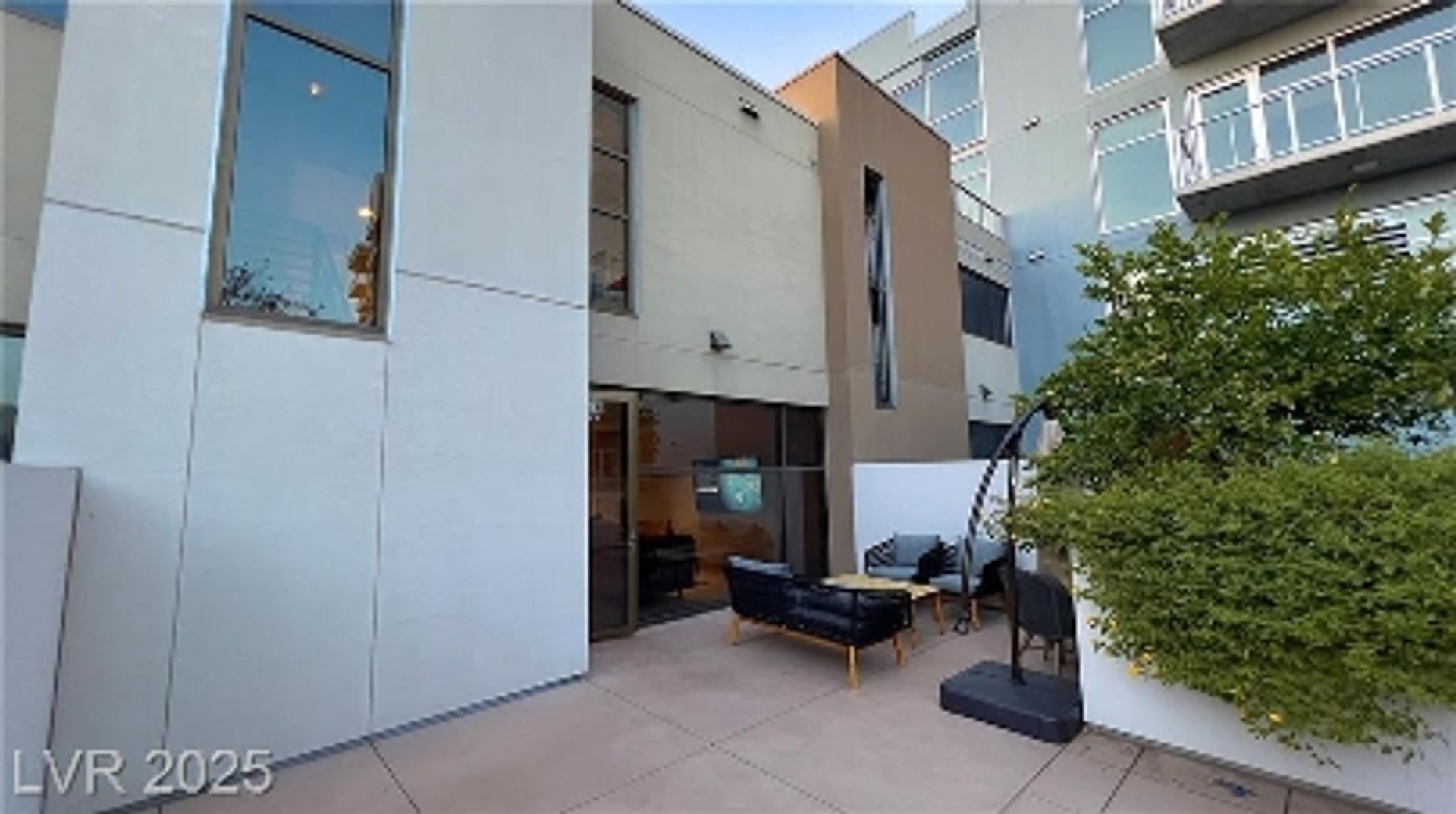 Las Vegas Apartment: 353 East Bonneville Ave