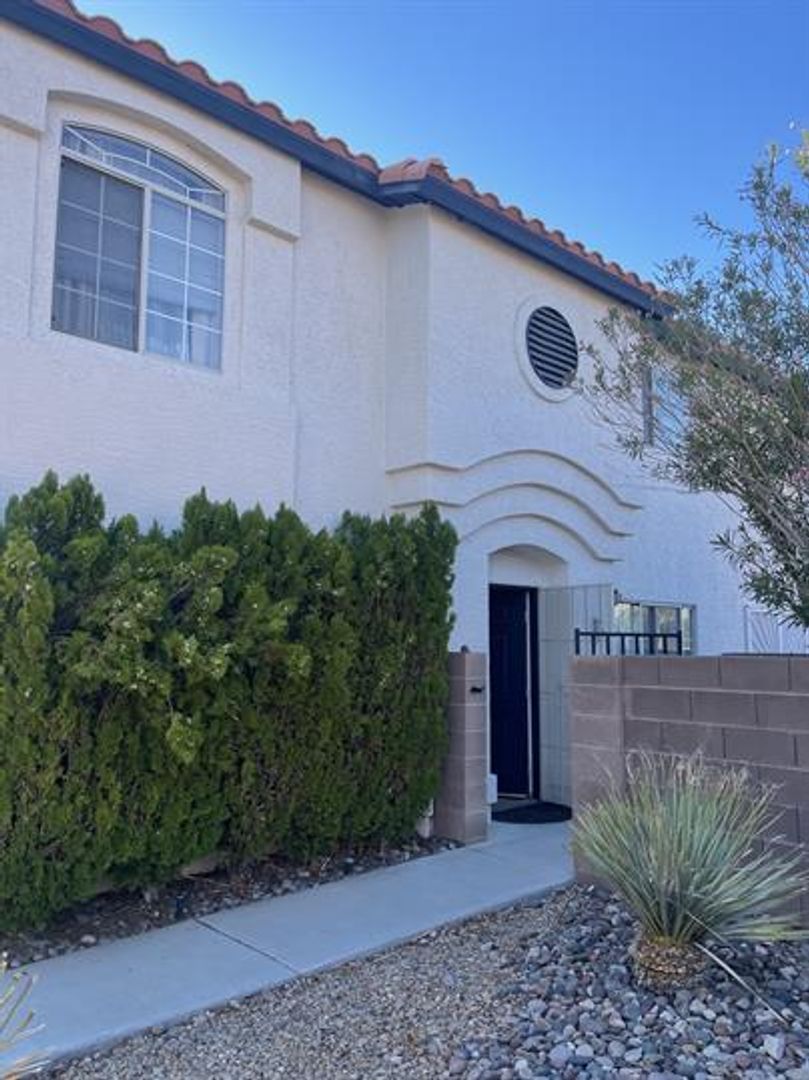 Las Vegas Townhome: 2760 Stargate St