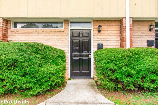 2 Bedroom Townhome – 1804 Lyle Ave - 4, College Park, GA 30337