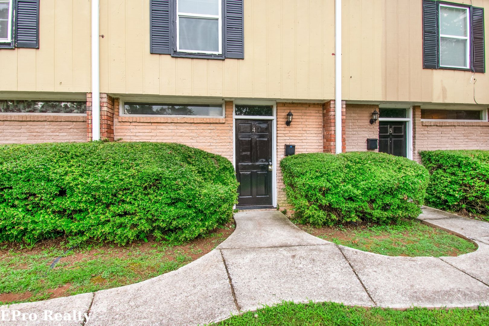 College Park Townhome: 1804 Lyle Ave -2
