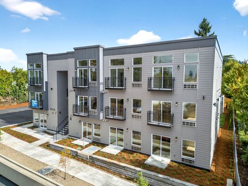 Brand-New One Bedroom with A/C, Parking, and W/D In unit! – photo 1