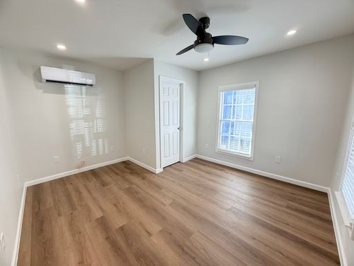 Hyde Park Office for Lease – photo 1